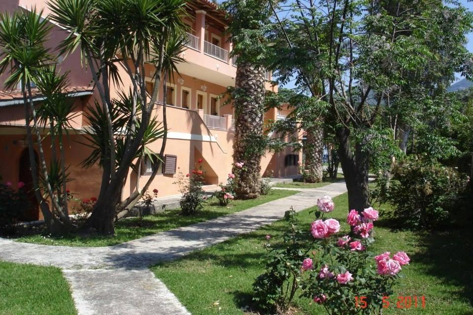 Hellens Village Almiros Beach Luaran gambar