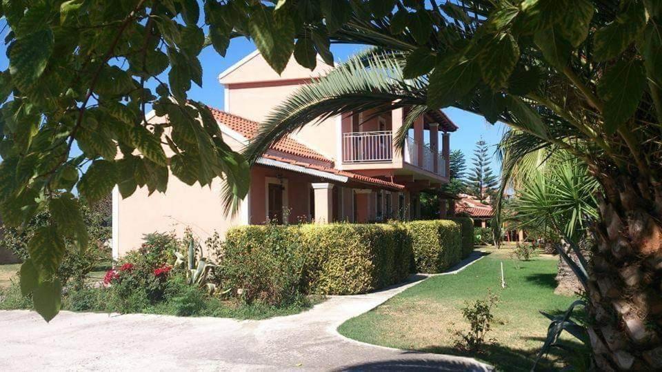 Hellens Village Almiros Beach Luaran gambar